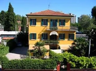Hotel Antica Villa Graziella Venice - Atika & Atif Marghera