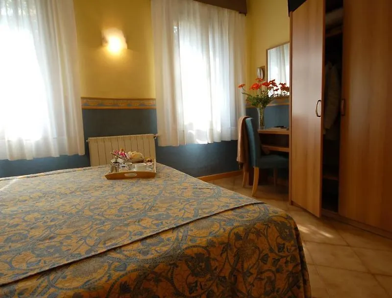 Antica Villa Graziella Venice - Atika & Atif Marghera Hotel